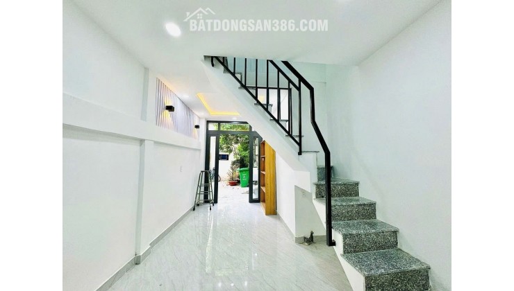 Nhà Nở hậu SHR 2 tầng 18m2 – Xô Viết Nghệ Tĩnh Bình Thạnh S